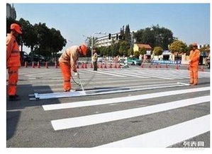 图 停车场划线停车场划线标准停车场划线漆价格停车场划线施工 郑州产品供应加工